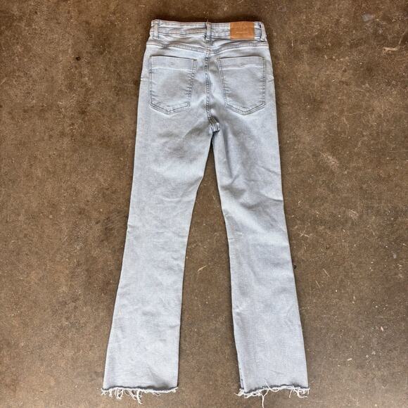 Zara Light Wash Bootcut Frayed Jeans Women’s Size 4 - Picture 6 of 8